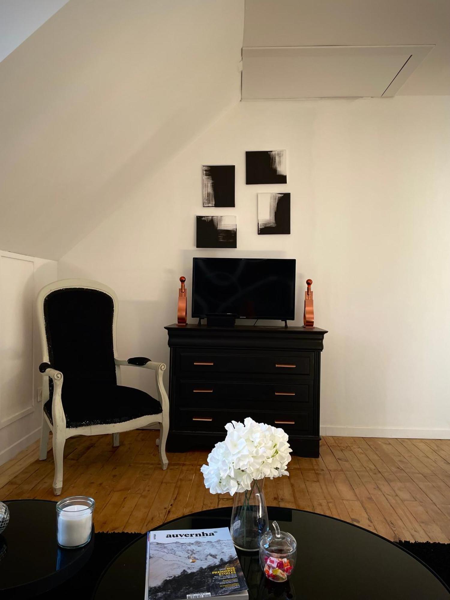 Maison Yuki - Appartement Chic - Netflix Et Parking Gratuit Le Mont-Dore Eksteriør bilde